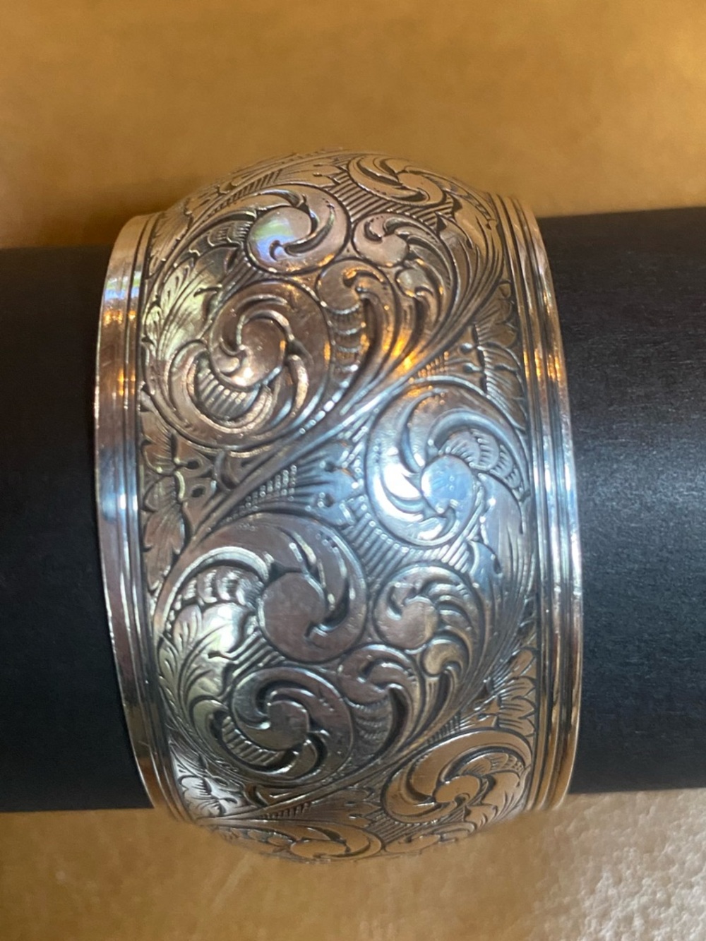 THOMAE 925 Sterling Silver Vintage Cuff Bracelet with Leaves Scrollwork 47 grams